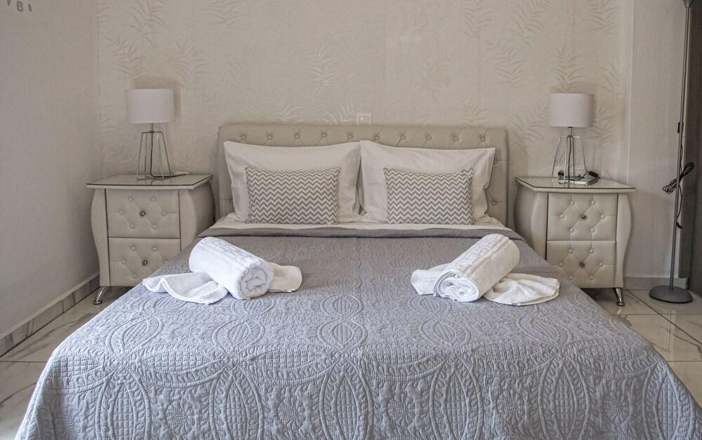 Diogenis Luxury Apartment Sea View Réthimno Kültér fotó