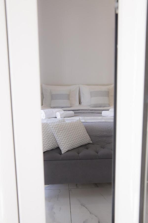Diogenis Luxury Apartment Sea View Réthimno Kültér fotó