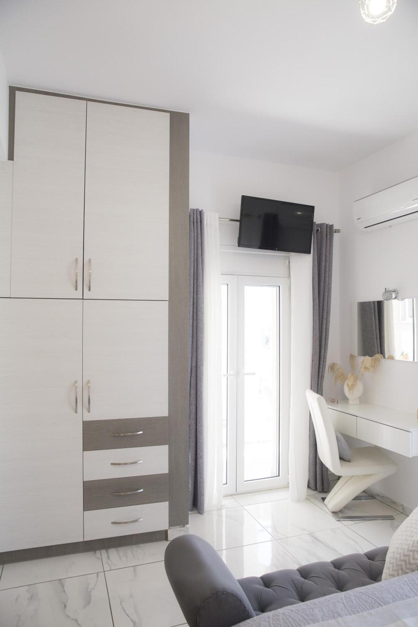 Diogenis Luxury Apartment Sea View Réthimno Kültér fotó